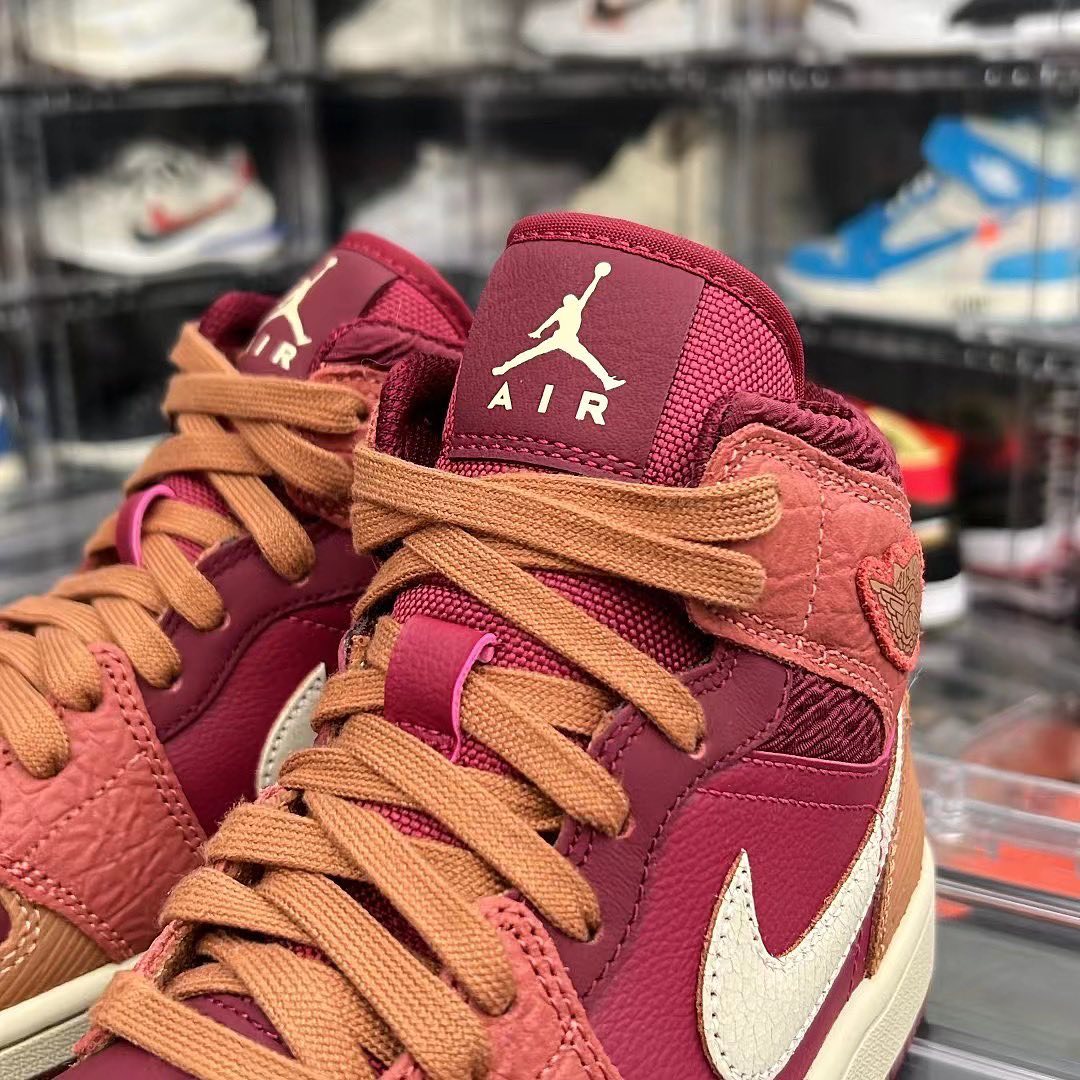 2022年 発売予定！ナイキ エア ジョーダン 1 ミッド “アフリカ大陸/レッド/ブラウン” (NIKE AIR JORDAN 1 MID “African Continent Map/Red/Brown”) [DV3476-600]