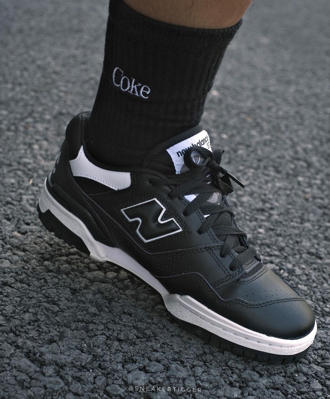 【国内 11/18 発売】コム デ ギャルソン・オム × ニューバランス BB550 “ブラック/ホワイト” (New Balance COMME des GARCONS HOMME BB550 “Black/White”)