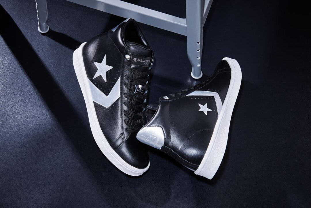 【2/5、2/9 発売】mastermind WORLD × CONVERSE PRO LEATHER HI (コンバース プロレザー マスターマインド ジャパン)