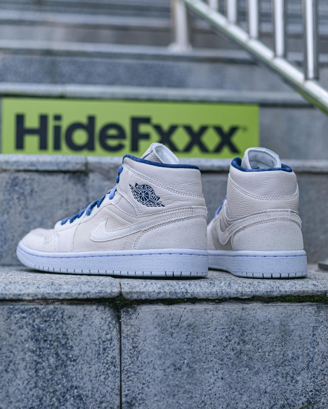 【国内 7/14 発売】ナイキ ウィメンズ エア ジョーダン 1 ミッド “セイル/インディゴ” (NIKE WMNS AIR JORDAN 1 MID “Sail/Indigo”) [DM9126-104]