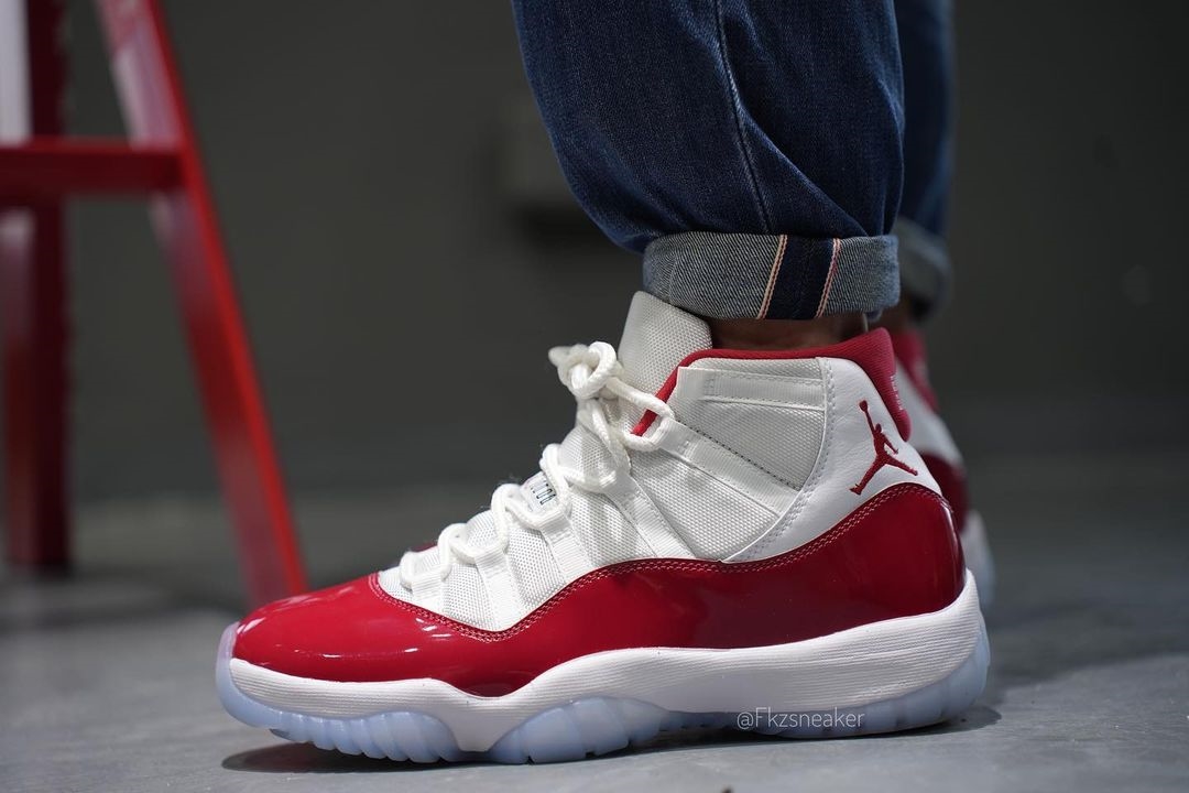 希少！新品ナイキ エアジョーダン11 Cherry Jordan 11Retro-