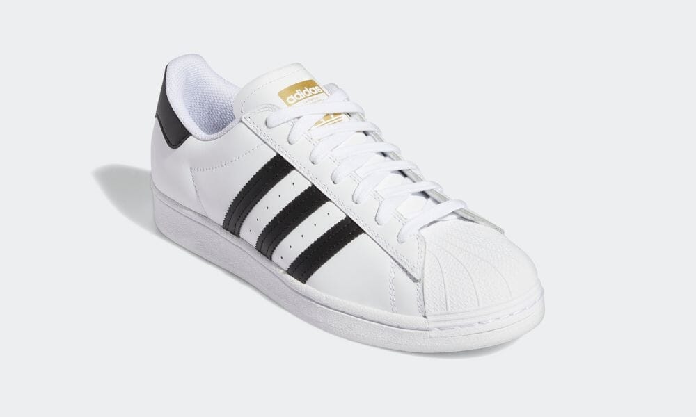 2/3 発売！スケートボード仕様のadidas Originals SUPERSTAR ADV “White/Black” (アディダス オリジナルス スーパースター ADV “ホワイト/ブラック”) [GW6930/GW6931]