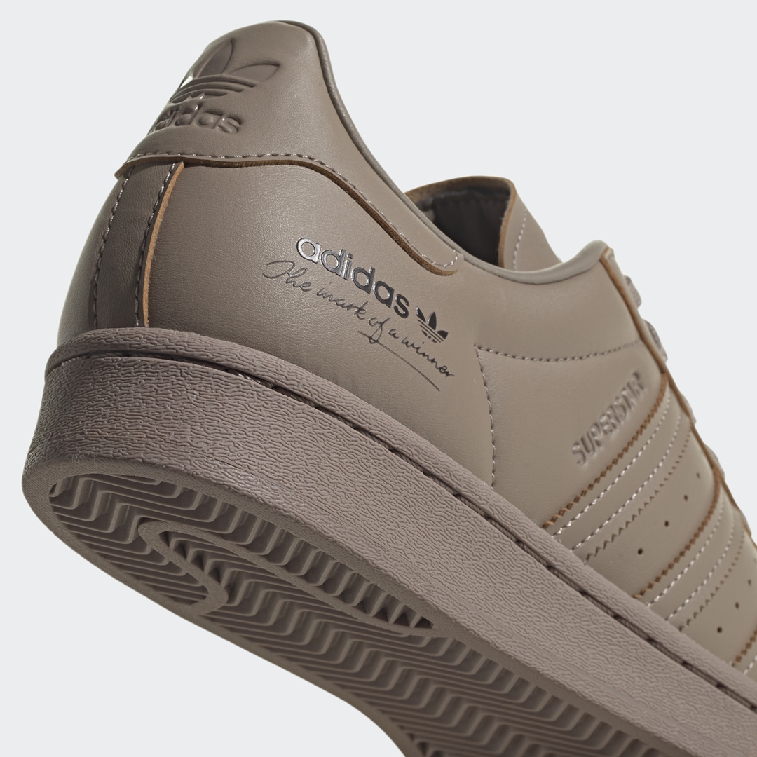 adidas Originals SUPERSTAR “Chalky Brown/Night Brown” (アディダス オリジナルス スーパースター “チャルキーブラウン/ナイトブラウン ”) [GY9641]