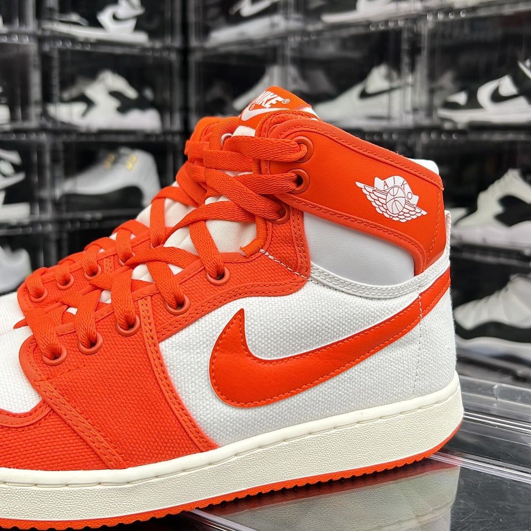 【国内 4/16 発売】ナイキ エア ジョーダン 1  KO ハイ “シラキュース/ラッシュオレンジ” (NIKE AIR JORDAN 1 KO HIGH “Syracuse/Rush Orange”) [DO5047-801]