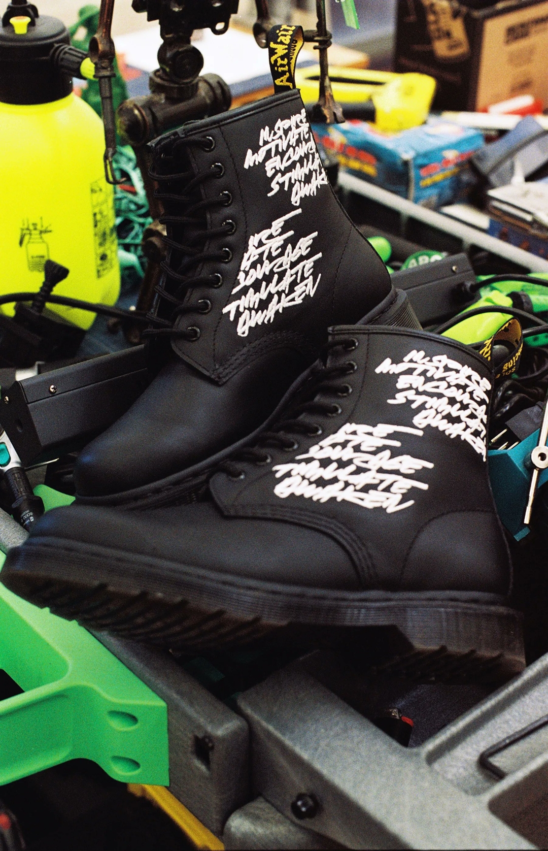 2/25 発売！FUTURA × Dr. Martens MADE IN ENGLAND 1460 (フューチュラ ドクターマーチン)