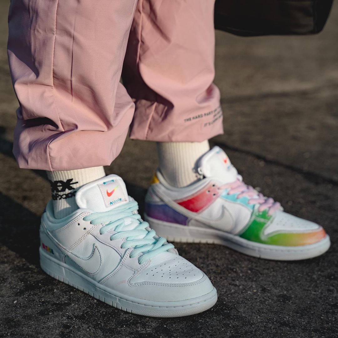 【国内 6/13 発売】ナイキ SB ダンク ロー “ビートゥルー/ホワイト” (NIKE SB DUNK LOW “Be True/White”) [DR4876-100]