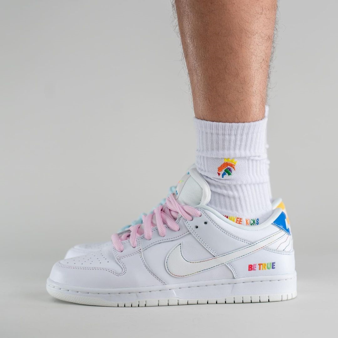 【国内 6/13 発売】ナイキ SB ダンク ロー “ビートゥルー/ホワイト” (NIKE SB DUNK LOW “Be True/White”) [DR4876-100]