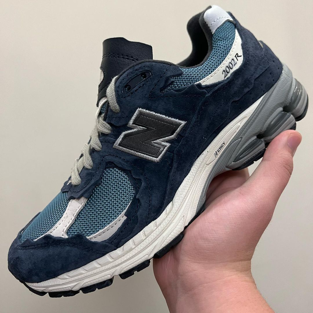 国内 6/24、7/2、7/9 発売】New Balance M2002 RDD/RDE/RDF 
