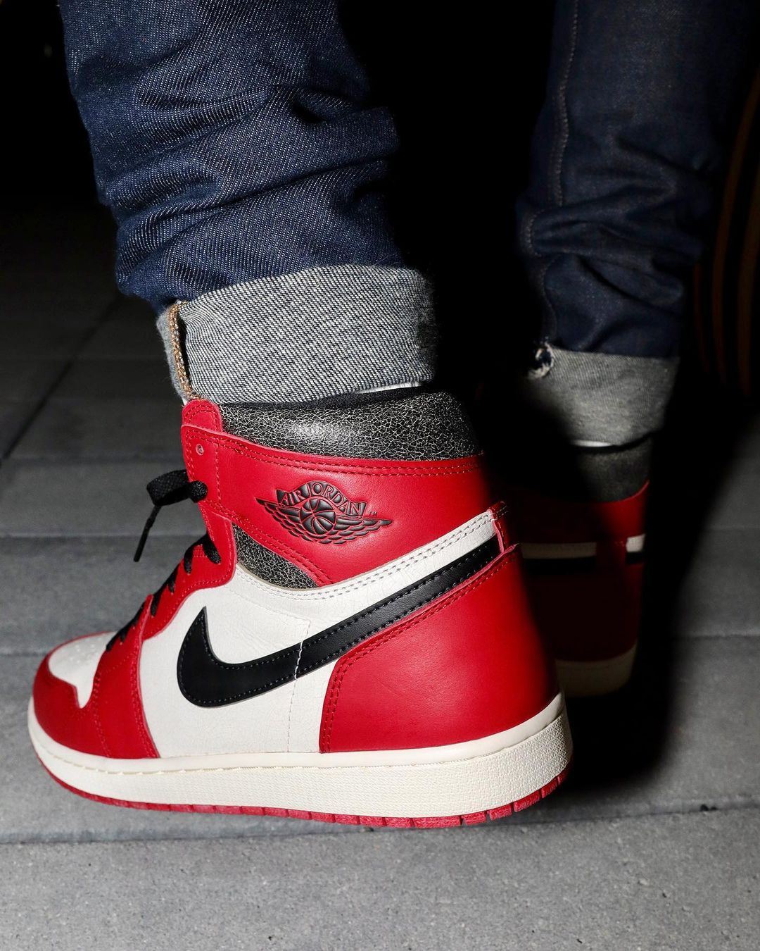 Nike Air Jordan 1 High OG "Lost & Found/