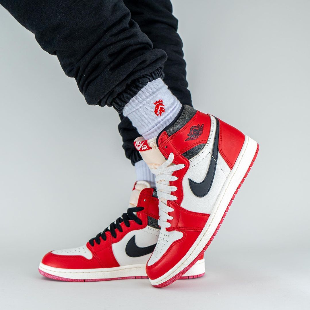 Nike Air Jordan 1 High OG Lost & Found