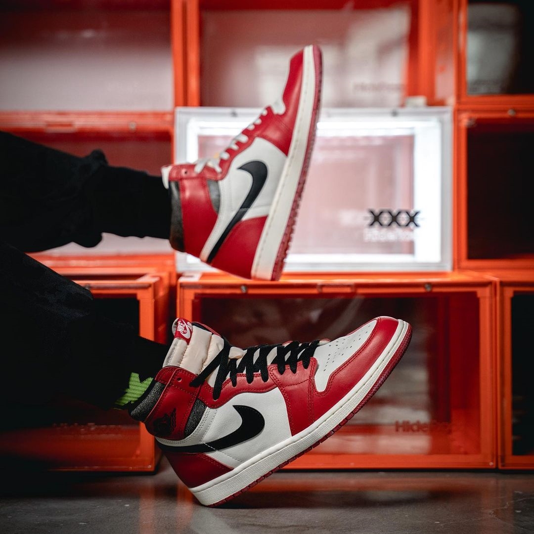 販売数No.1 Nike Air Jordan 1 High OG ロストファウンド シカゴ