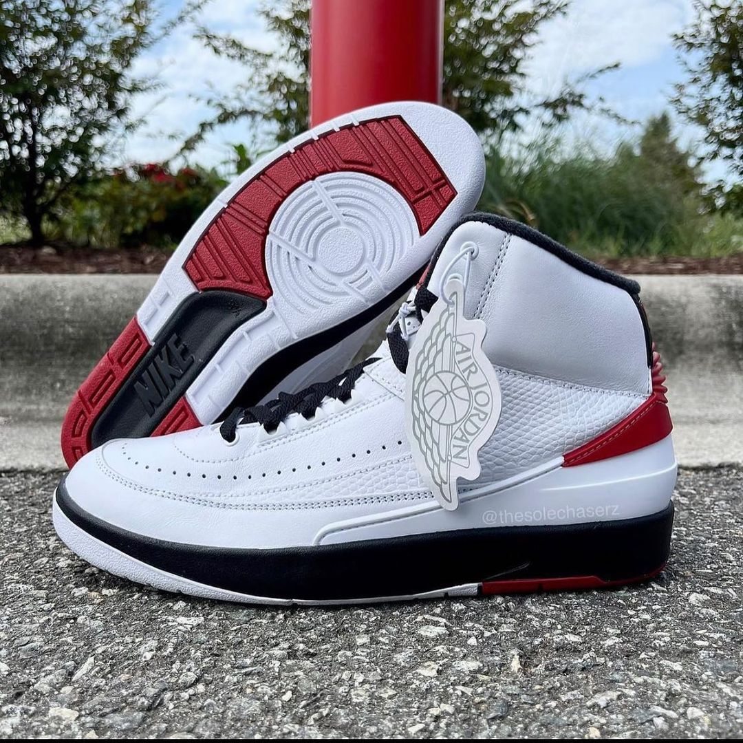 NIKE AIR JORDAN 2 OG \