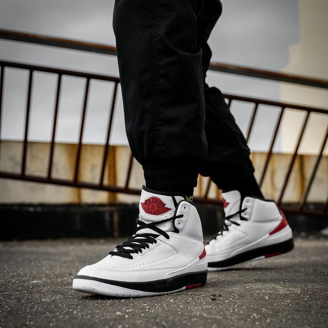 NIKE AIR JORDAN 2 OG \