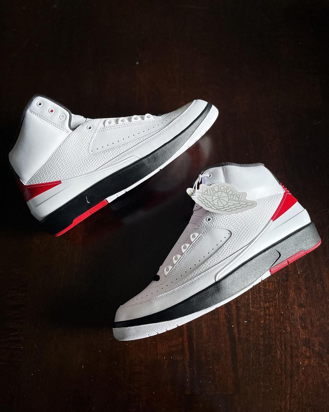 【国内 12/30 発売】ナイキ エア ジョーダン 2 OG “シカゴ” (NIKE AIR JORDAN 2 OG “Chicago”) [DX2454-106]