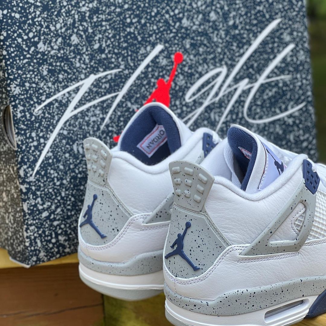 【国内 10/29 発売】ナイキ エア ジョーダン 4 レトロ “ホワイト/ミッドナイトネイビー” (NIKE AIR JORDAN 4 RETRO “White/Midnight Navy”) [DH6927-140]