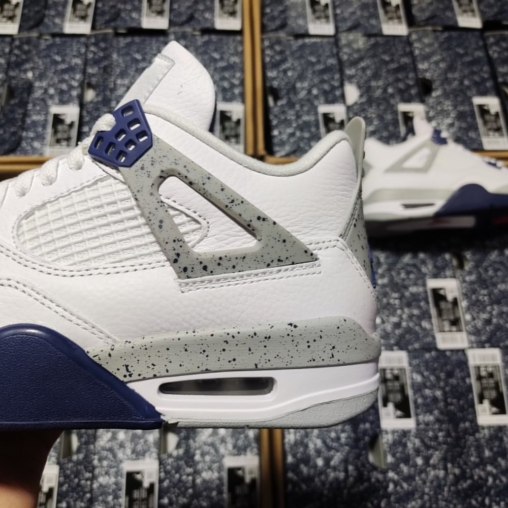 【国内 10/29 発売】ナイキ エア ジョーダン 4 レトロ “ホワイト/ミッドナイトネイビー” (NIKE AIR JORDAN 4 RETRO “White/Midnight Navy”) [DH6927-140]