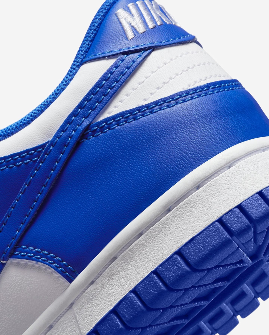 海外 6/28 発売予定！ナイキ GS ダンク ロー “ホワイト/レーザーブルー” (NIKE GS DUNK LOW “White/Racer Blue”) [DV7067-400]