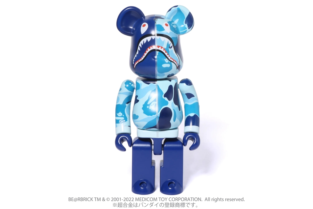 3/12 発売！A BATHING APE × BE@RBRICK コラボ最新作は、バンダイの超合金がABC CAMO SHARK PINK / BLUEで登場 (ア ベイシング エイプ ベアブリック)