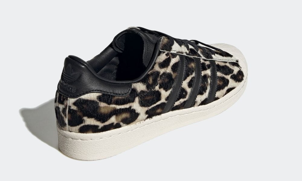 国内 3/15 発売】adidas Originals SUPERSTAR 82 “Leopard/Black ...