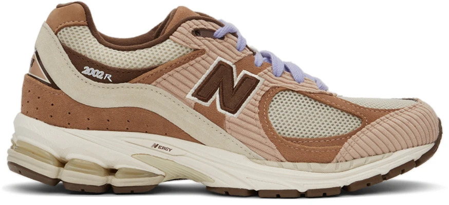 SSENSE限定 New Balance M2002R “Beige” (エッセンス ニューバランス)