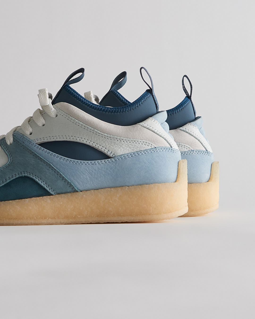 「8TH ST」 BY RONNIE FIEG FOR CLARKS ORIGINALS 2022 S/S Drop 2 が3/25 発売 (クラークスオリジナルス)