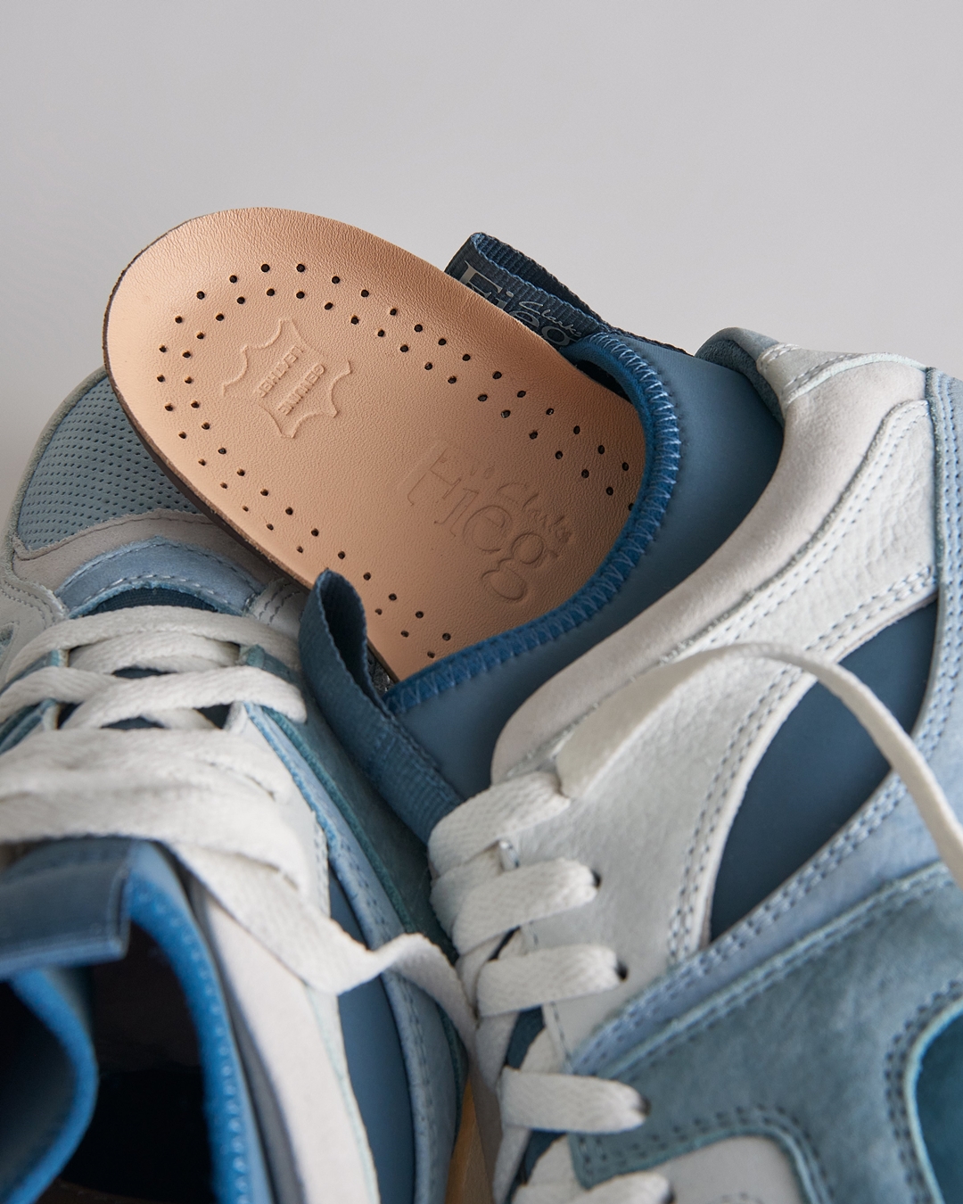 「8TH ST」 BY RONNIE FIEG FOR CLARKS ORIGINALS 2022 S/S Drop 2 が3/25 発売 (クラークスオリジナルス)