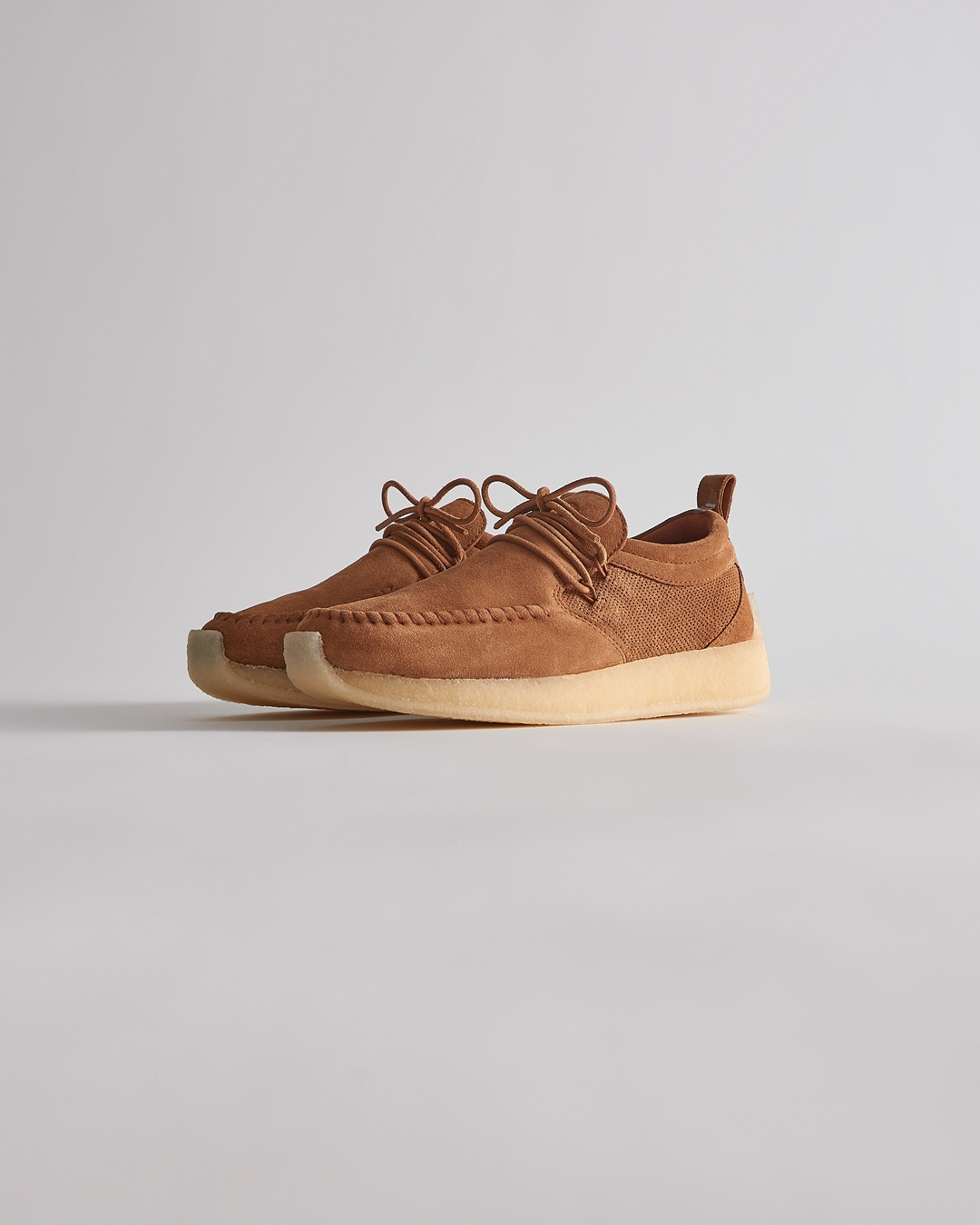 「8TH ST」 BY RONNIE FIEG FOR CLARKS ORIGINALS 2022 S/S Drop 2 が3/25 発売 (クラークスオリジナルス)