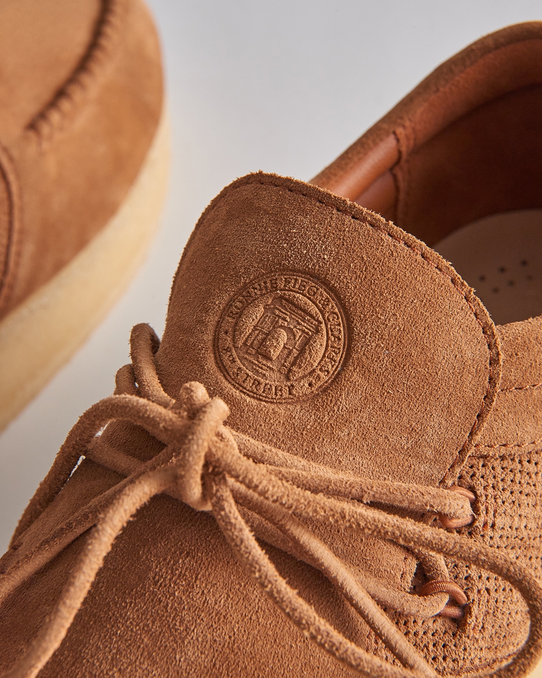 「8TH ST」 BY RONNIE FIEG FOR CLARKS ORIGINALS 2022 S/S Drop 2 が3/25 発売 (クラークスオリジナルス)