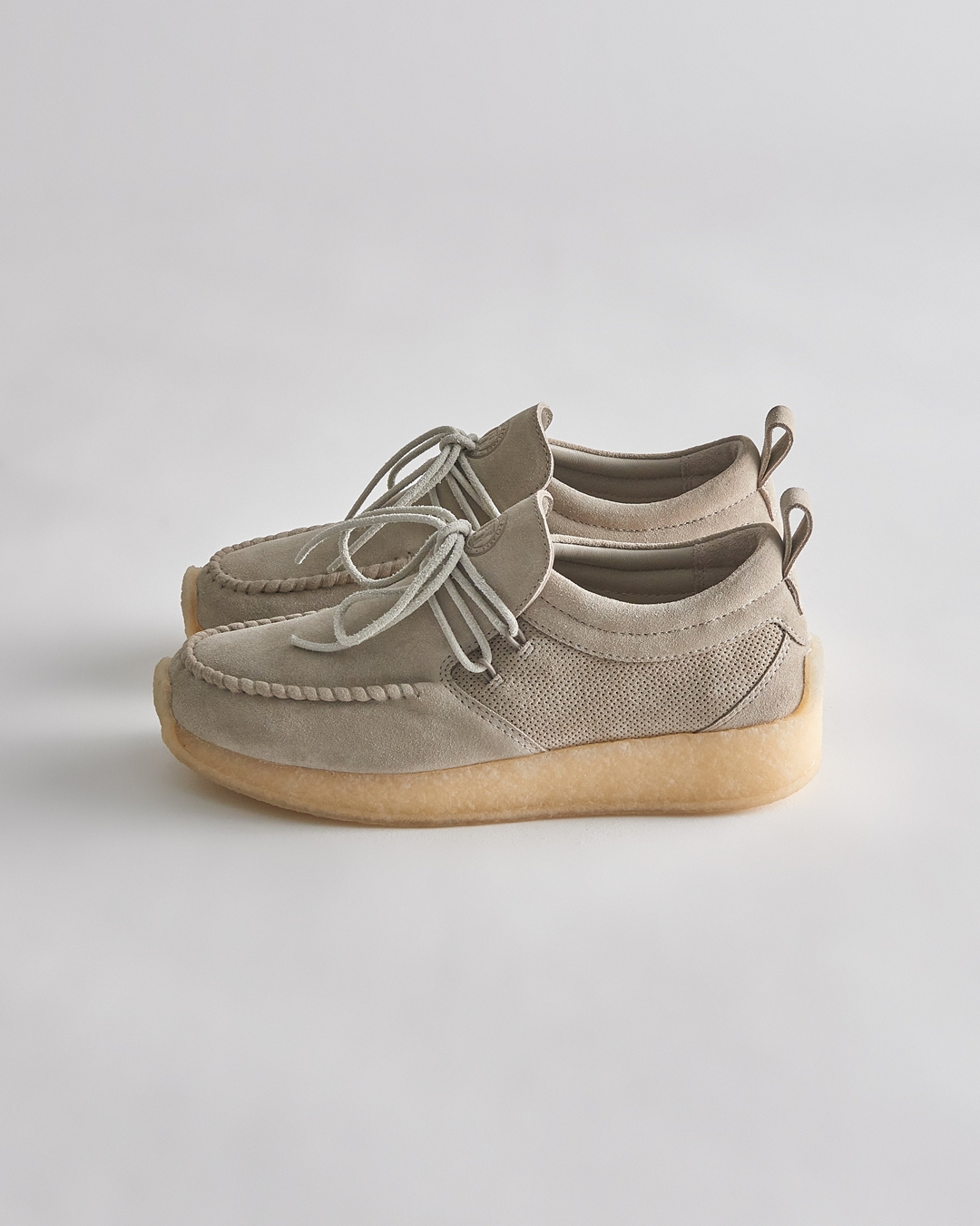 「8TH ST」 BY RONNIE FIEG FOR CLARKS ORIGINALS 2022 S/S Drop 2 が3/25 発売 (クラークスオリジナルス)