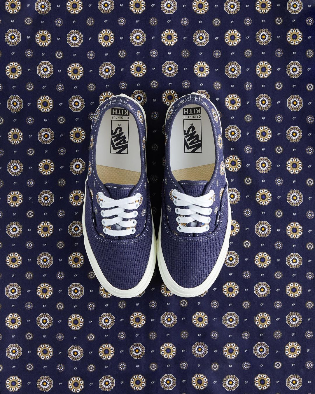 【国内 7/25 発売】KITH × VANS “Needle Point capsule” (キス バンズ)