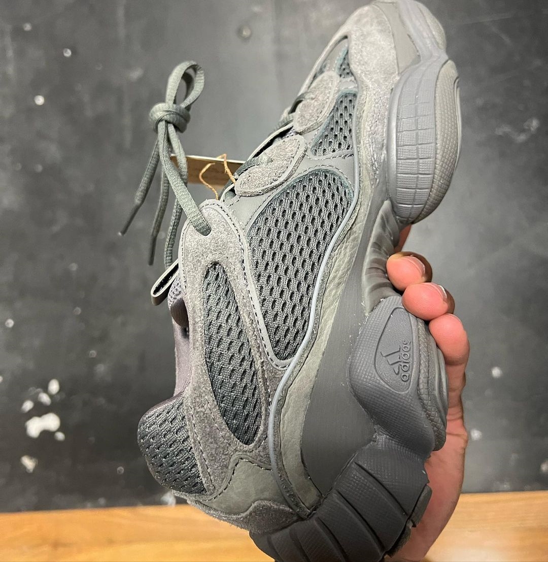 【国内 5/14 発売】アディダス オリジナルス イージー 500 “グラナイト” (adidas Originals YEEZY 500 “Granite”) [GW6373]