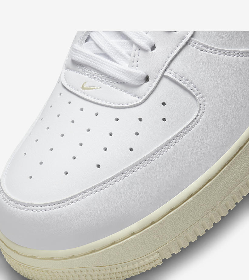 【国内 6/18 発売】ナイキ エア フォース 1 ロー 07 LX “ジュエルスウッシュ/ペールバニラ” (NIKE AIR FORCE 1 07 LX “Jewel Swoosh/Pale Vanilla”) [DC8894-100]