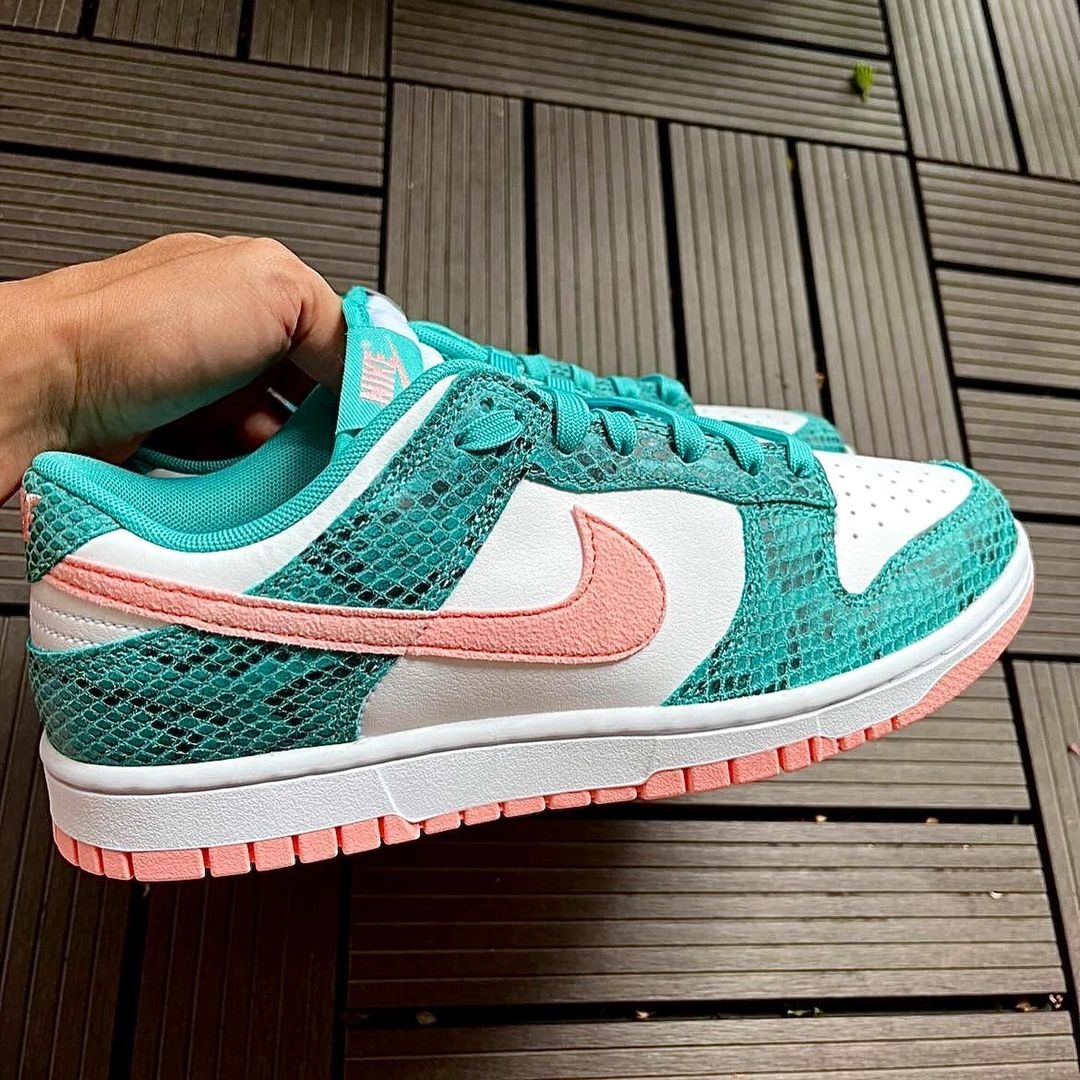 海外 7/27 発売予定！ナイキ ダンク ロー “スネーク/ホワイト/グリーン” (NIKE DUNK LOW “Snake/White/Green”) [DR8577-300]