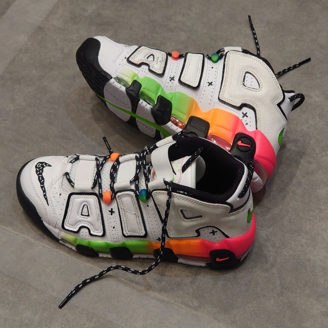 海外発売！ナイキ エア モア アップテンポ 96 “ホワイト/ブラック/マルチ” (NIKE AIR MORE UPTEMPO 96 “White/Black/Multi”) [DV1233-111]