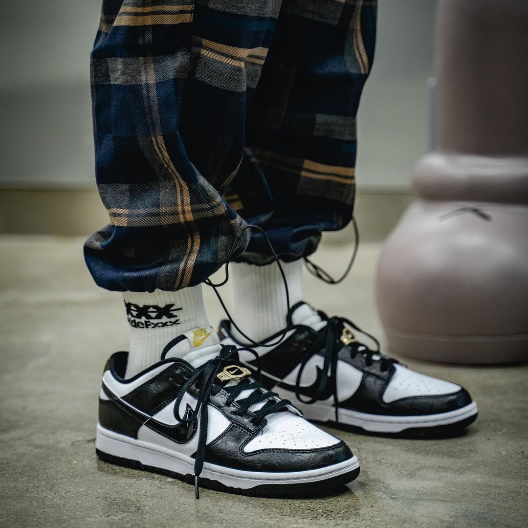 2022年 発売予定！ナイキ ダンク ロー "ワールドチャンプ/ホワイト/ブラック" (NIKE DUNK LOW "World Champ/White/Black") [DR9511-100]