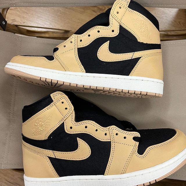 ナイキ エア ジョーダン 1 ハイ “タン/ブラック/ホワイト” (NIKE AIR JORDAN 1 HIGH “Tan/Black/White”)