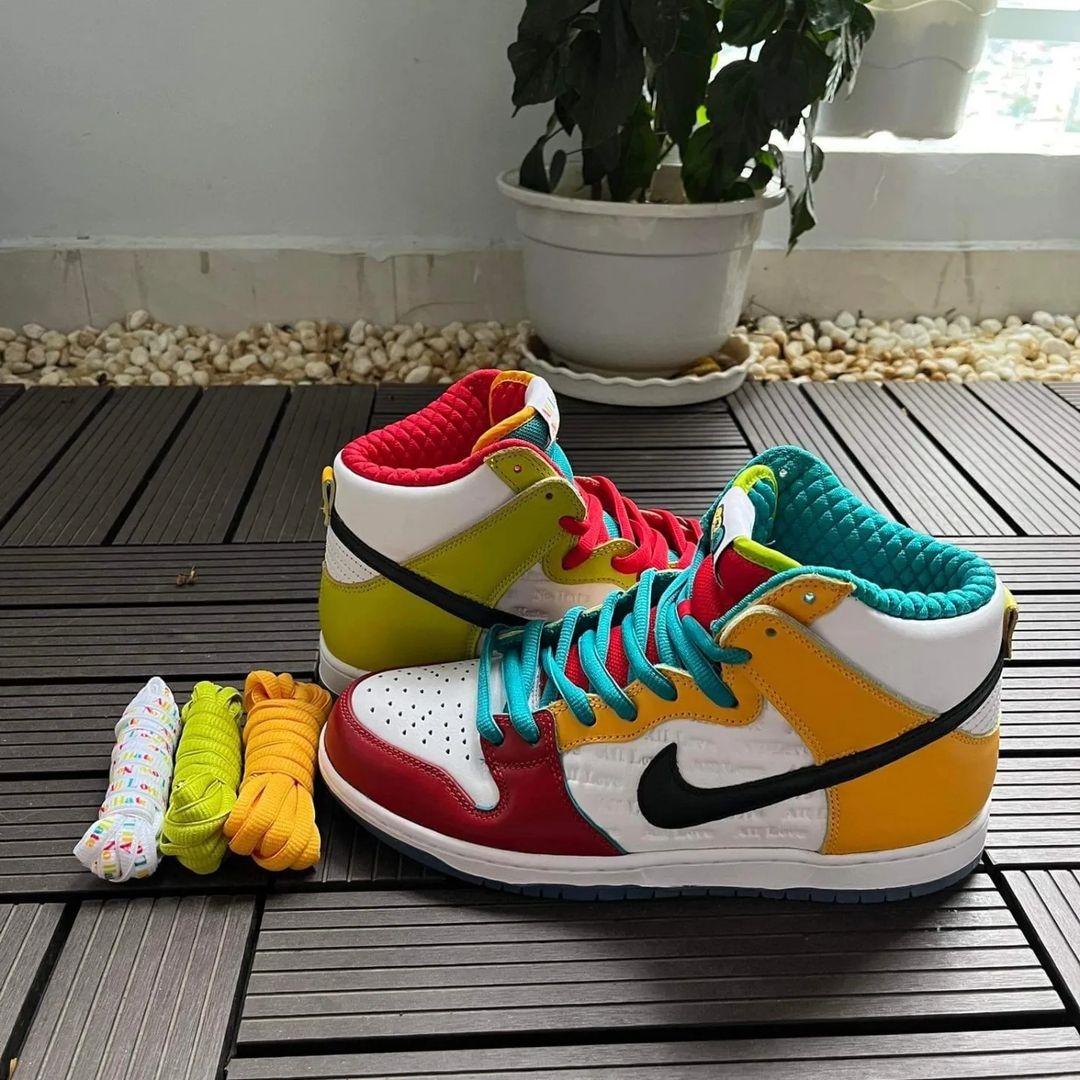 【国内 8/13、8/15 発売】froSkate × NIKE SB DUNK HIGH PRO QS “All Love No Hate” (ナイキ SB ダンク ハイ プロ) [DH7778-100]