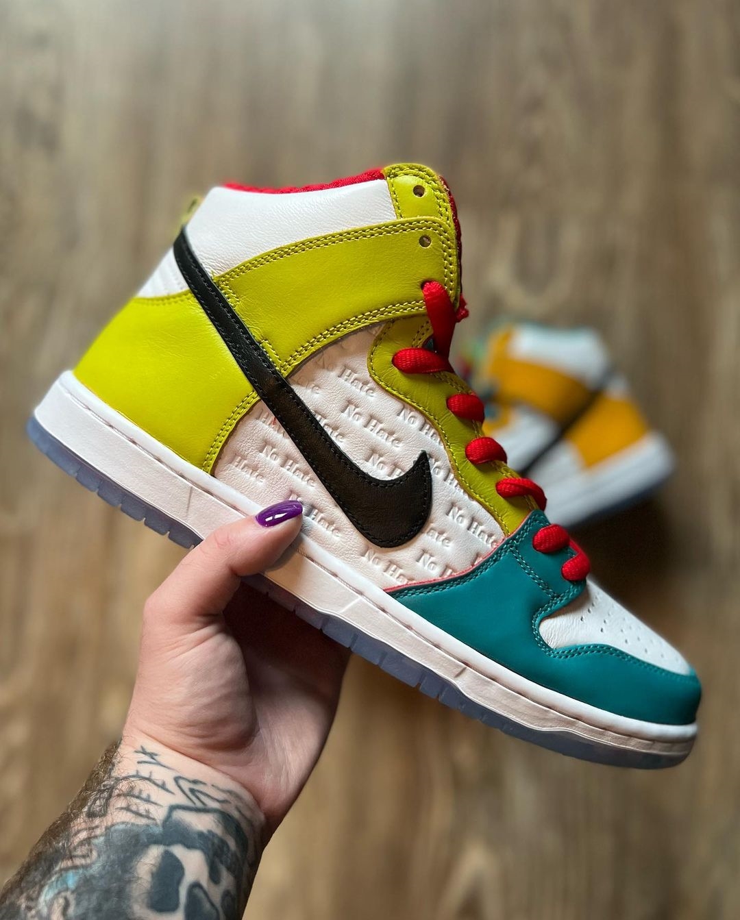 Nike SB Dunk High Pro QS "All Love"