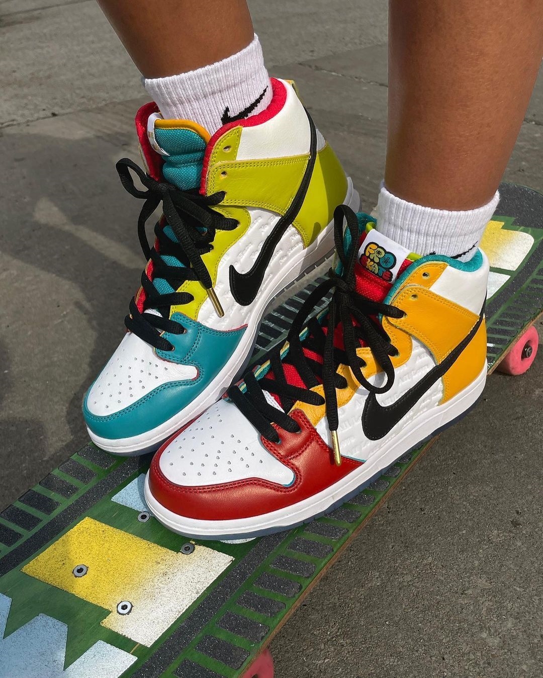 【国内 8/13、8/15 発売】froSkate × NIKE SB DUNK HIGH PRO QS “All Love No Hate” (ナイキ SB ダンク ハイ プロ) [DH7778-100]