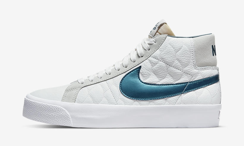 【国内 9/14 発売】エリック・コストン × ナイキ SB ブレーザー ミッド “ホワイト” (ERIC KOSTON NIKE SB BLAZER MID “White”) [DO9399-100]