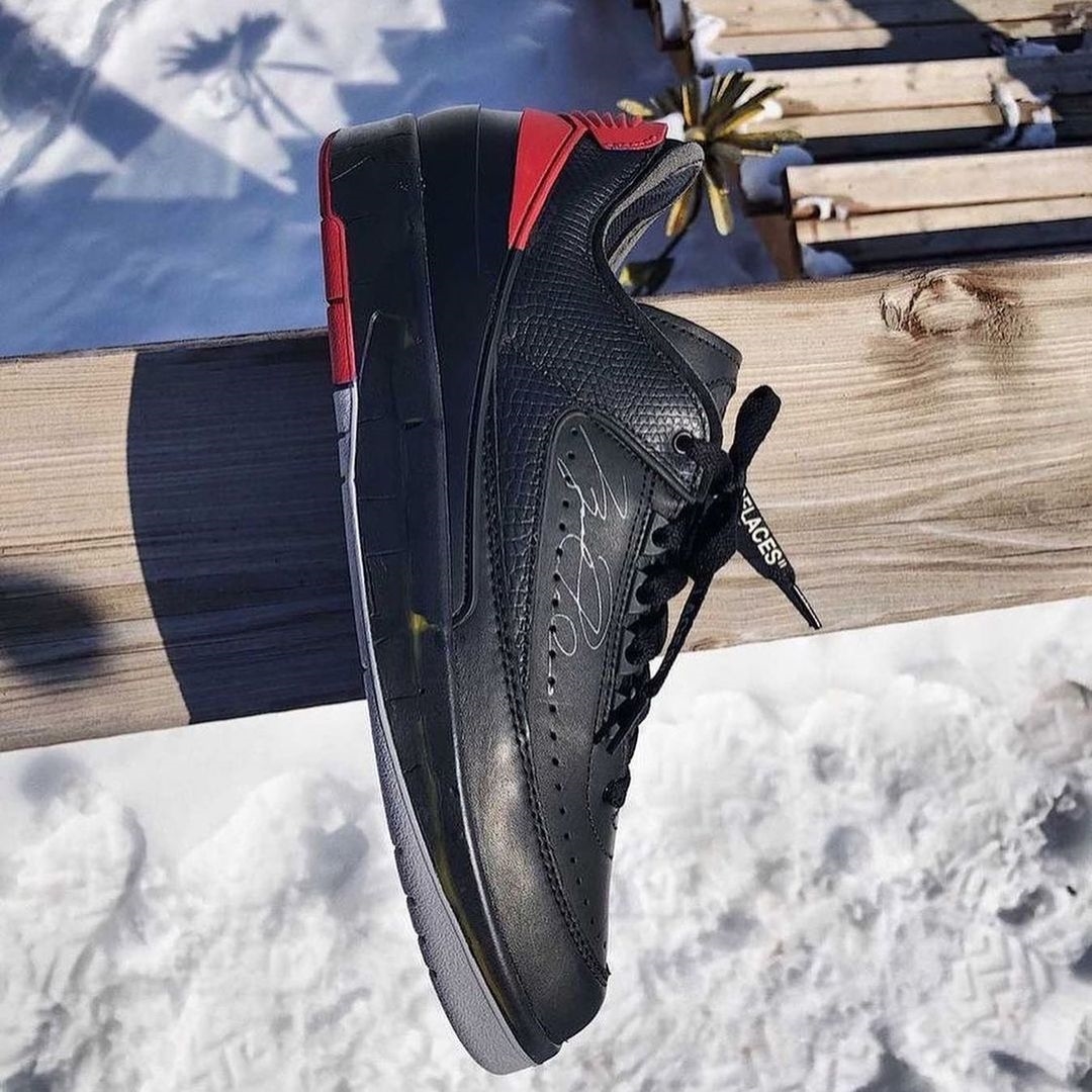 OFF-WHITE x NIKE AIR JORDAN 2 LOW “Bred” (オフホワイト ナイキ エア ジョーダン 2 ロー “ブレッド”)