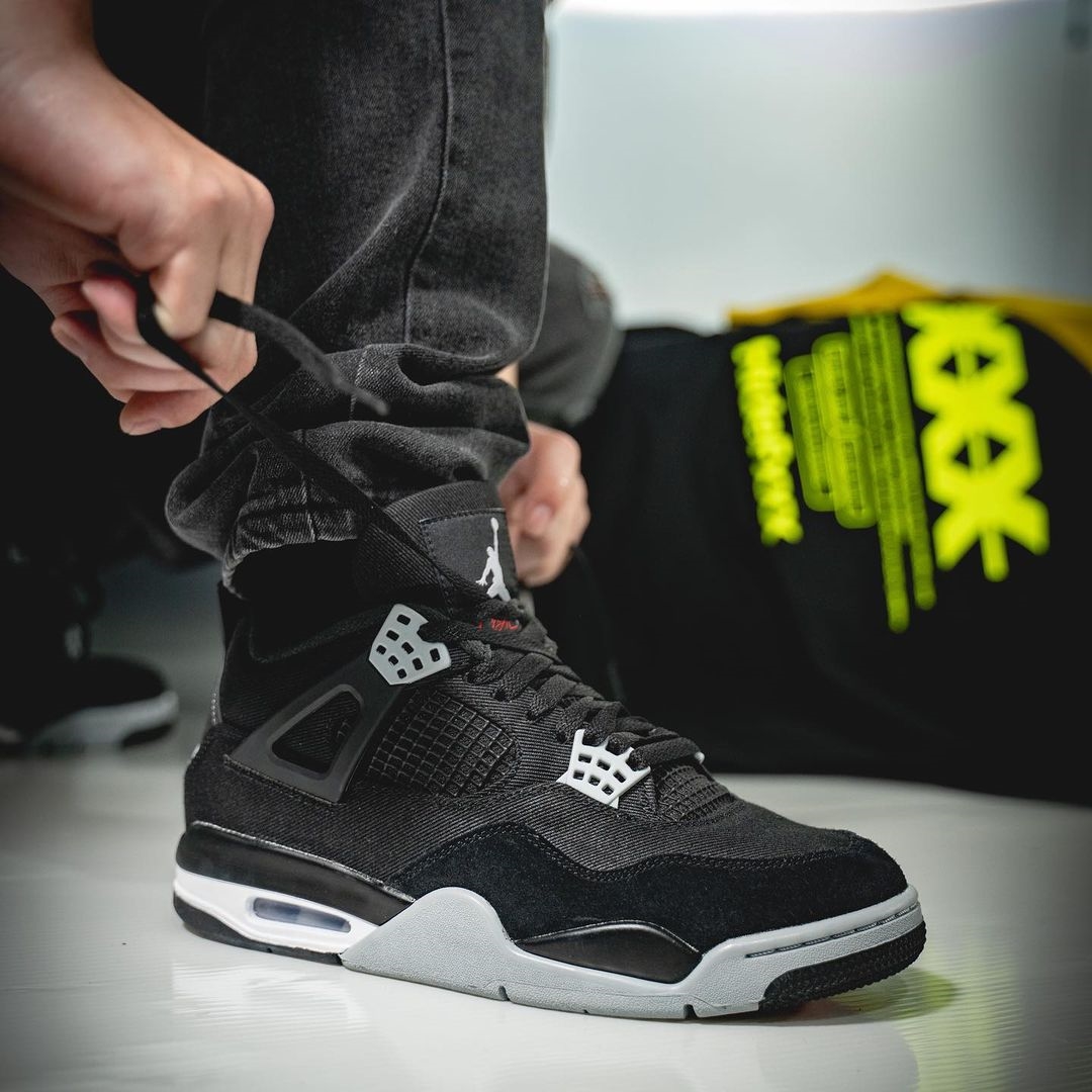 【国内 8/29 発売】ナイキ エア ジョーダン 4 レトロ “ブラックキャンバス” (NIKE AIR JORDAN 4 RETRO “Black Canvas”) [DH7138-006]