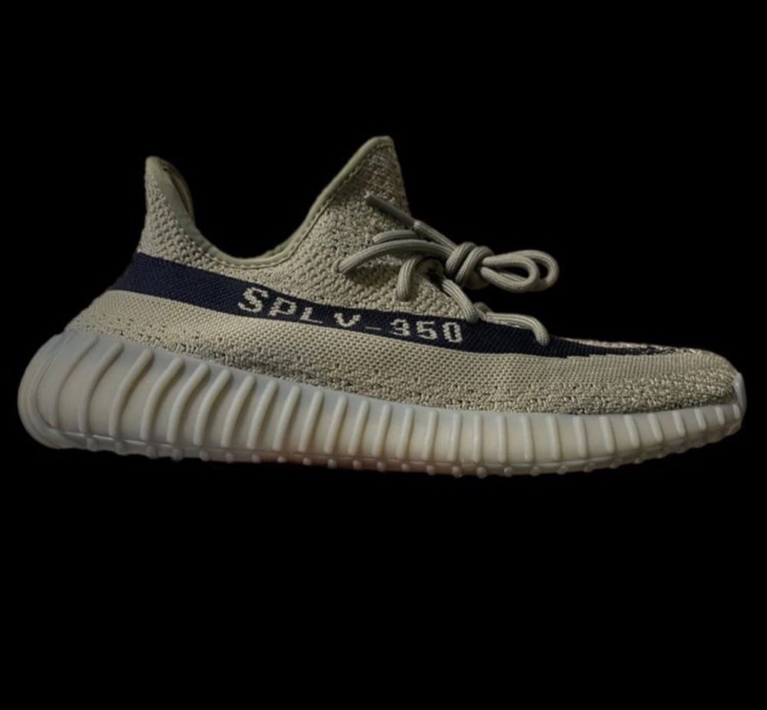 【国内 8/14 発売予定】アディダス オリジナルス イージー ブースト 350 V2 “グラナイト” (adidas Originals YEEZY BOOST 350 V2 “Granite”) [HQ2059]