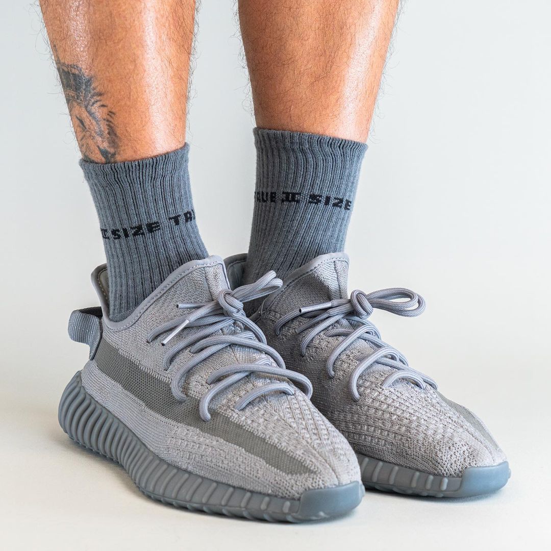 【国内 8/14 発売予定】アディダス オリジナルス イージー ブースト 350 V2 “グラナイト” (adidas Originals YEEZY BOOST 350 V2 “Granite”) [HQ2059]