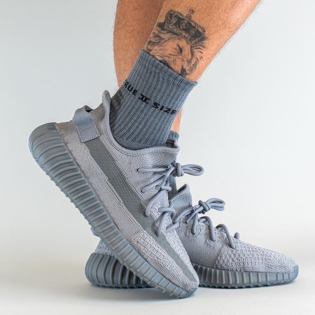 【国内 8/14 発売予定】アディダス オリジナルス イージー ブースト 350 V2 “グラナイト” (adidas Originals YEEZY BOOST 350 V2 “Granite”) [HQ2059]