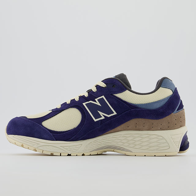 5/2、5/26 発売！New Balance M2002 RG (ニューバランス)