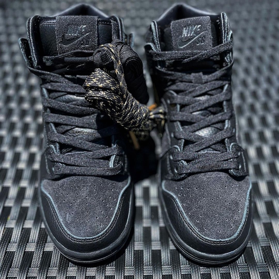 【国内 8/29 発売】ファウスト × ナイキ SB ダンク ハイ プロ QS “ブラック/メタリックゴールド” (Faust NIKE SB DUNK HIGH PRO QS “Black/Metallic Gold”) [DH7755-001]