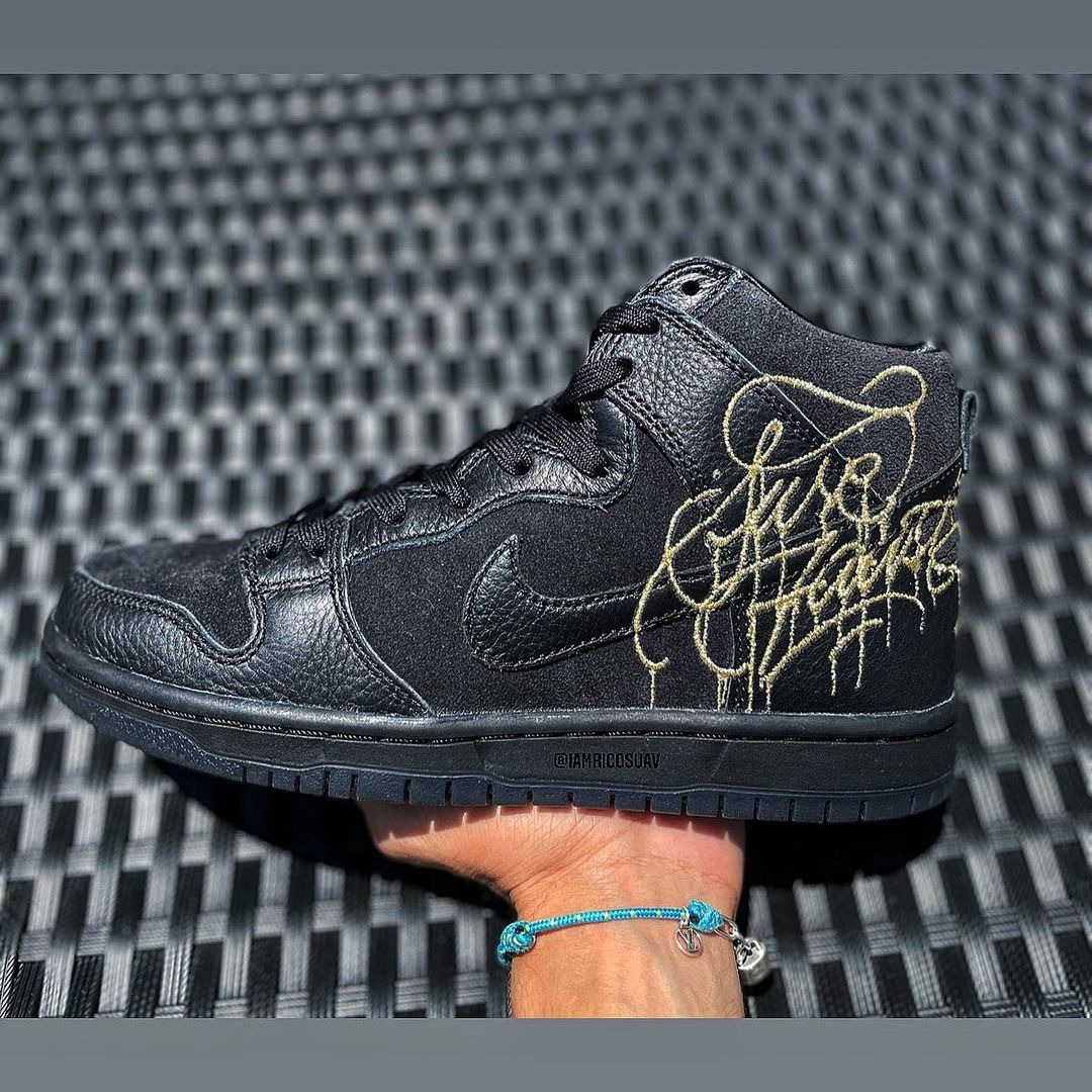 【国内 8/29 発売】ファウスト × ナイキ SB ダンク ハイ プロ QS “ブラック/メタリックゴールド” (Faust NIKE SB DUNK HIGH PRO QS “Black/Metallic Gold”) [DH7755-001]