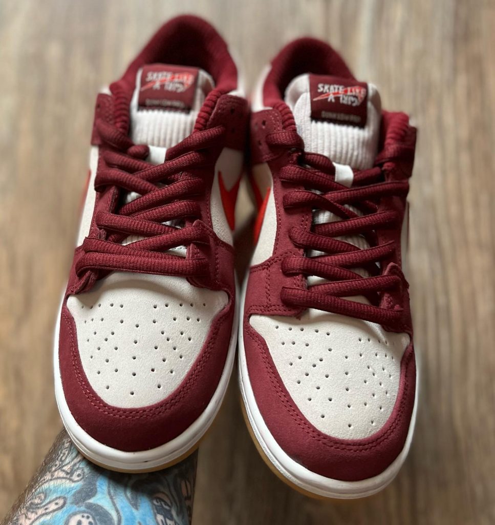 【国内 10/15 発売】SKATE LIKE A GIRL x NIKE SB DUNK LOW (スケート ライク ア ガール ナイキ SB ダンク ロー) [DX4589-600]