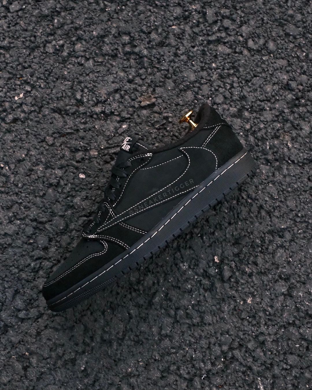 【国内 12/15 発売】トラビス・スコット × ナイキ エア ジョーダン 1 ロー OG “ブラック/ファントム” (TRAVIS SCOTT NIKE AIR JORDAN 1 LOW OG “Black/Phantom”) [DM7866-001]
